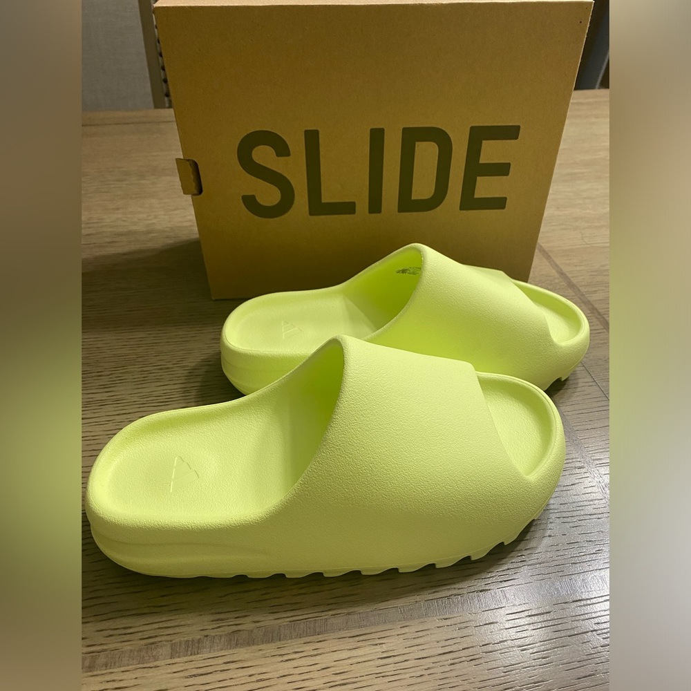 Yeezy Slide
